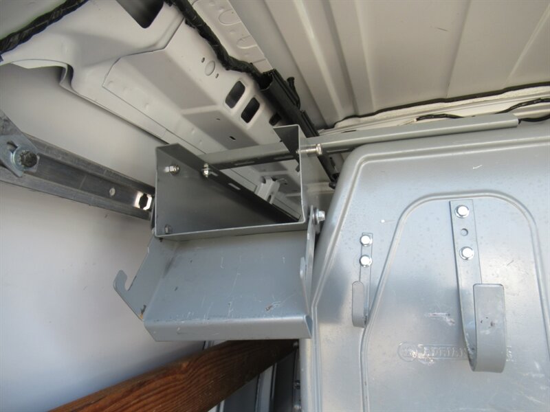 2014 Chevrolet Express 2500 Cargo Van photo 8