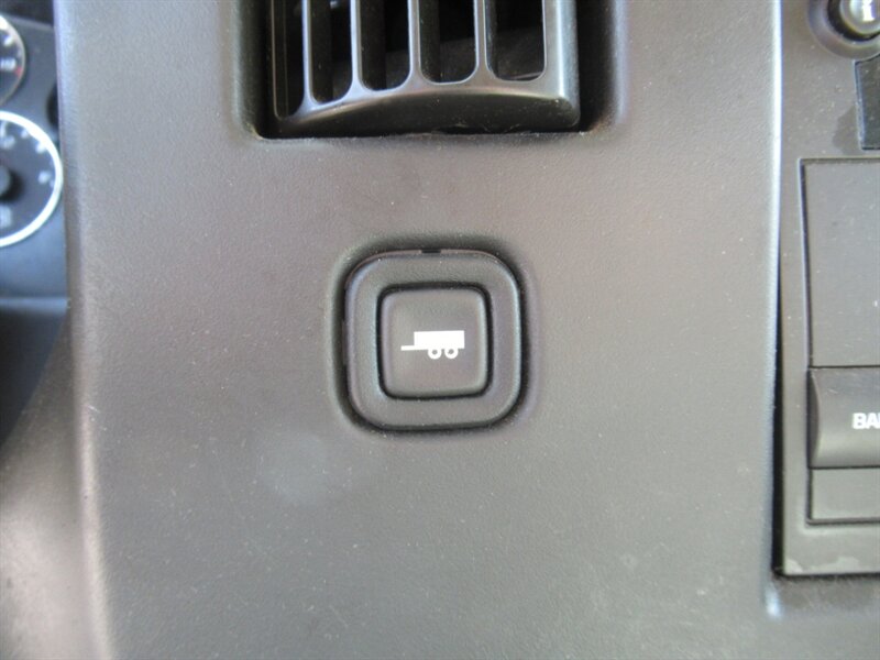 2014 Chevrolet Express 2500 Cargo Van photo 19