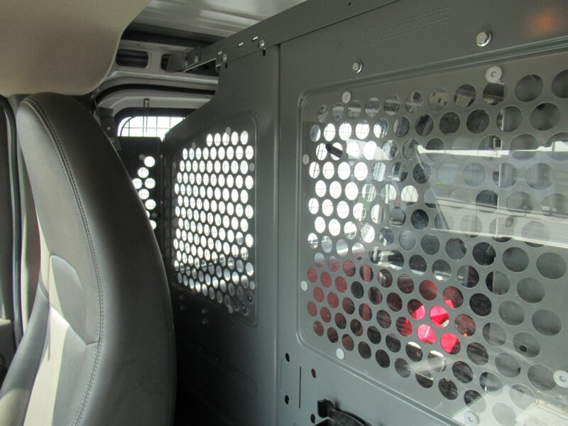 2014 Chevrolet Express 2500 Cargo Van photo 24