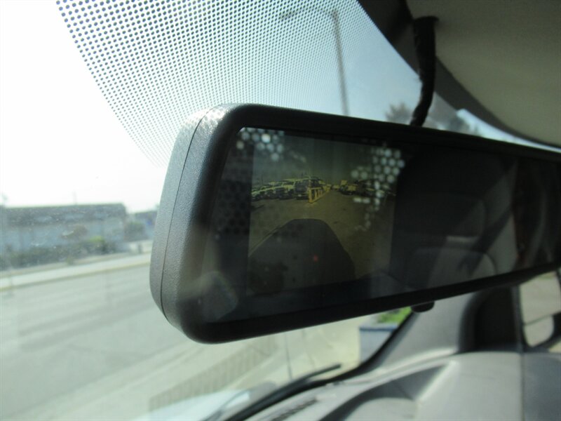 2014 Chevrolet Express 2500 Cargo Van photo 25
