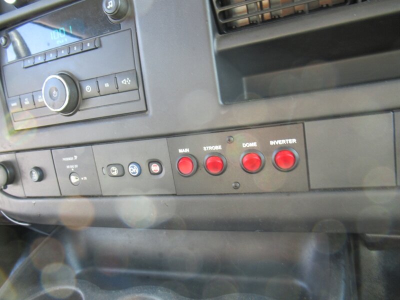 2014 Chevrolet Express 2500 Cargo Van photo 21