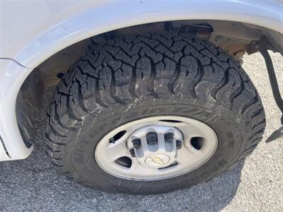 2021 Chevrolet Express 2500   - Photo 23 - La Puente, CA 91744