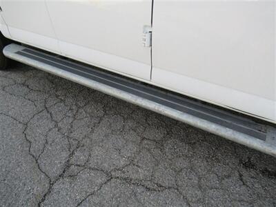 2022 Chevrolet Express 2500   - Photo 15 - La Puente, CA 91744