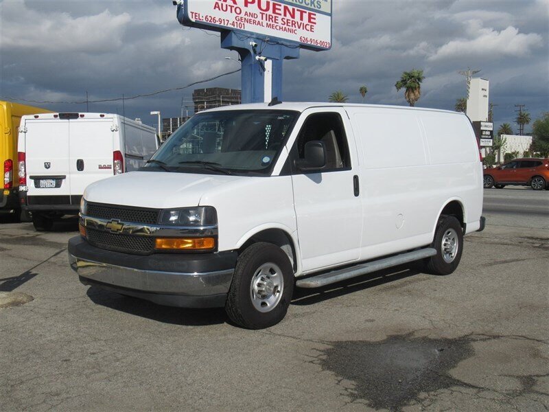 2022 Chevrolet Express 2500  