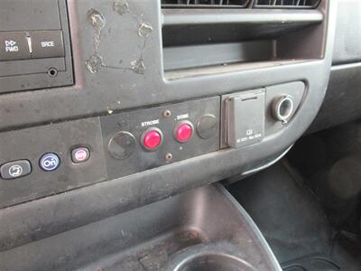 2015 Chevrolet Express 2500 Cargo Van   - Photo 19 - La Puente, CA 91744