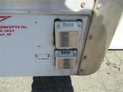 2011 Chevrolet Express 3500 Reefer Box Truck  14 Ft - Photo 19 - La Puente, CA 91744