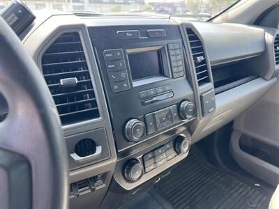 2022 Ford F-250 Utility Truck   - Photo 14 - La Puente, CA 91744