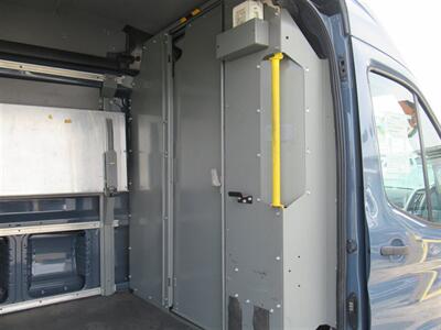 2019 Ford Transit 250 Cargo Van  High Roof 148 " WB Extended  Extended - Photo 11 - La Puente, CA 91744