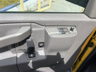 2021 GMC Savana 3500 Box Truck  12 Ft - Photo 18 - La Puente, CA 91744