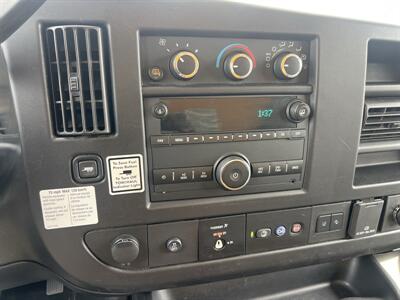 2021 GMC Savana 3500 Box Truck  12 Ft - Photo 24 - La Puente, CA 91744
