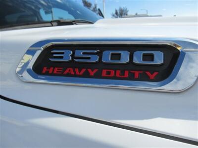 2022 RAM 3500 Crew Cab Dump Truck  9 Ft - Photo 29 - La Puente, CA 91744