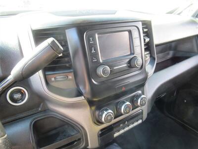 2022 RAM 3500 Crew Cab Dump Truck  9 Ft - Photo 22 - La Puente, CA 91744