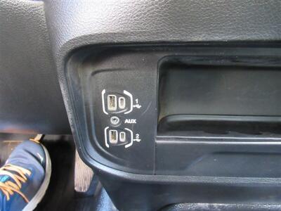 2022 RAM 3500 Crew Cab Dump Truck  9 Ft - Photo 32 - La Puente, CA 91744