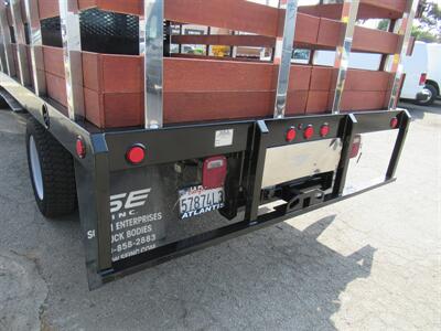 2022 Ford F-550 StakeBed Truck  12 Ft - Photo 18 - La Puente, CA 91744