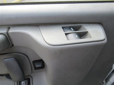 2014 Chevrolet Express 2500 Cargo Van   - Photo 18 - La Puente, CA 91744