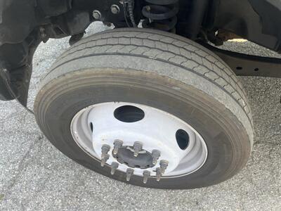 2021 Ford F-550 Super Duty XL Crew Cab 179 4WD  Contractor 12 FT - Photo 30 - La Puente, CA 91744
