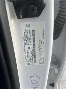 2021 Ford F-550 Super Duty XL Crew Cab 179 4WD  Contractor 12 FT - Photo 7 - La Puente, CA 91744