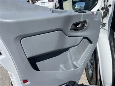 2019 Ford Transit 150 Wheelchair Van  Medium Roof 130 WB - Photo 12 - La Puente, CA 91744