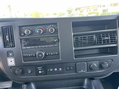2021 GMC Savana 3500 Box Truck  16 Ft - Photo 14 - La Puente, CA 91744