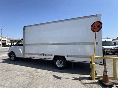 2021 GMC Savana 3500 Box Truck  16 Ft - Photo 4 - La Puente, CA 91744