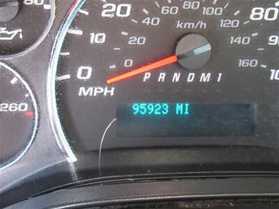 2016 Chevrolet Express 3500 Box Truck  12 Ft - Photo 6 - La Puente, CA 91744