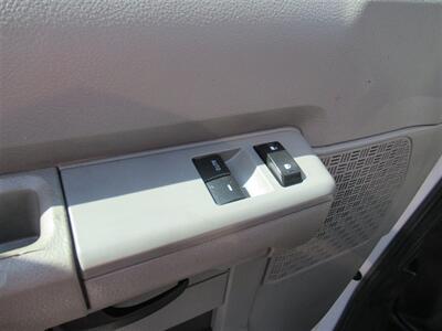 2017 Ford E350 Box Truck  16 Ft - Photo 15 - La Puente, CA 91744