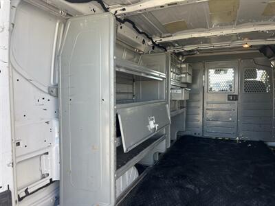 2016 Ford Transit 250  Low Roof 148 WB - Photo 9 - La Puente, CA 91744