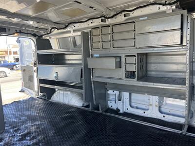 2016 Ford Transit 250  Low Roof 148 WB - Photo 12 - La Puente, CA 91744