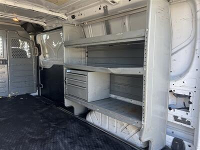 2016 Ford Transit 250  Low Roof 148 WB - Photo 10 - La Puente, CA 91744