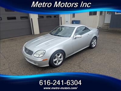 2001 Mercedes-Benz SLK SLK 320 - Photo 2 - Grand Rapids, MI 49548