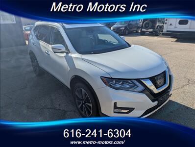 2017 Nissan Rogue SL - Photo 4 - Grand Rapids, MI 49548