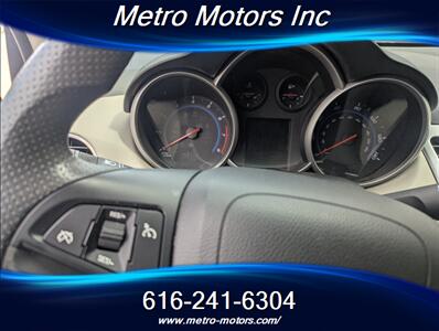 2015 Chevrolet Cruze 1LT Auto - Photo 10 - Grand Rapids, MI 49548