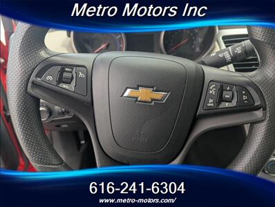 2015 Chevrolet Cruze 1LT Auto - Photo 17 - Grand Rapids, MI 49548