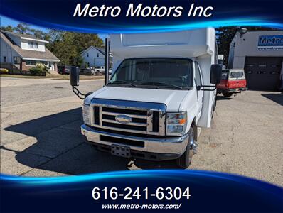 2015 Ford E-350 E-350 SD   - Photo 3 - Grand Rapids, MI 49548