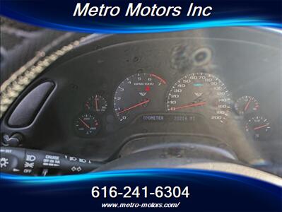 2000 Chevrolet Corvette   - Photo 21 - Grand Rapids, MI 49548