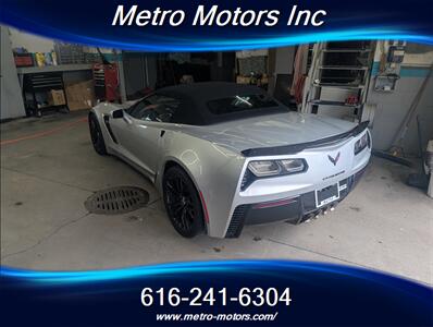 2015 Chevrolet Corvette Z06 - Photo 5 - Grand Rapids, MI 49548