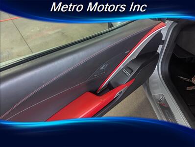 2015 Chevrolet Corvette Z06 - Photo 11 - Grand Rapids, MI 49548