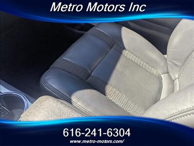 2012 Ford F-150 SVT Raptor   - Photo 16 - Grand Rapids, MI 49548