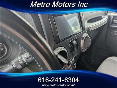2017 Jeep Wrangler Sport   - Photo 16 - Grand Rapids, MI 49548