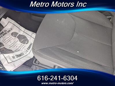 2017 Jeep Wrangler Sport - Photo 9 - Grand Rapids, MI 49548