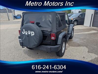 2017 Jeep Wrangler Sport   - Photo 10 - Grand Rapids, MI 49548