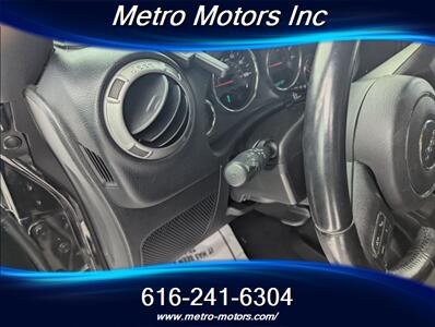 2017 Jeep Wrangler Sport - Photo 10 - Grand Rapids, MI 49548