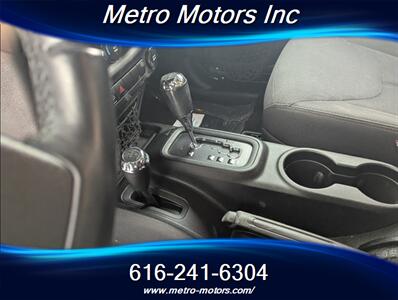 2017 Jeep Wrangler Sport - Photo 11 - Grand Rapids, MI 49548