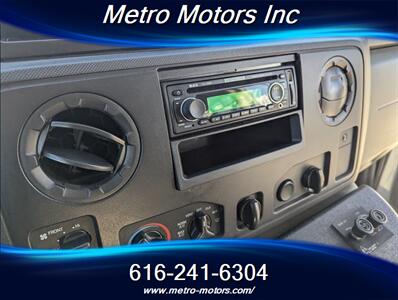 2015 FORD E450   - Photo 18 - Grand Rapids, MI 49548