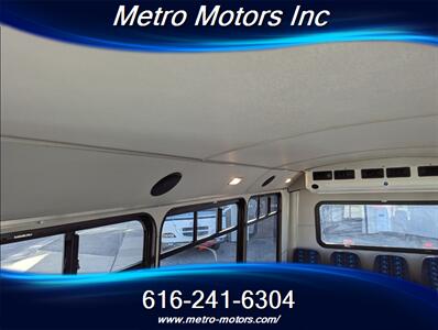 2015 FORD E450   - Photo 12 - Grand Rapids, MI 49548