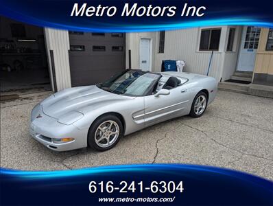 2001 Chevrolet Corvette   - Photo 2 - Grand Rapids, MI 49548