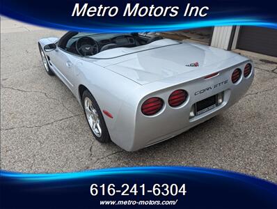 2001 Chevrolet Corvette   - Photo 9 - Grand Rapids, MI 49548