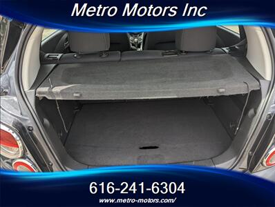 2015 Chevrolet Sonic LT Auto   - Photo 15 - Grand Rapids, MI 49548
