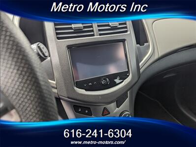 2015 Chevrolet Sonic LT Auto   - Photo 19 - Grand Rapids, MI 49548