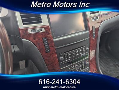 2012 Cadillac Escalade EXT Luxury - Photo 17 - Grand Rapids, MI 49548